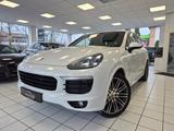 Porsche Cayenne S E-Hybrid*SportDesign*LUFTFEDER.*333PS - Porsche Cayenne: Ps