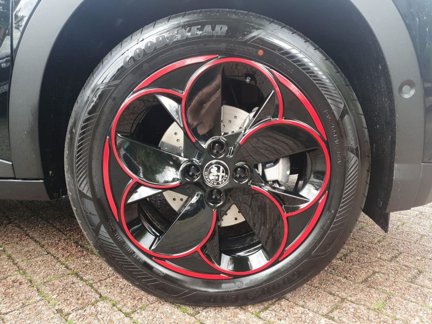 Fahrzeugabbildung Alfa Romeo Junior Ibrida SPECIALE -Lehmann-Sportivo-SABELT-