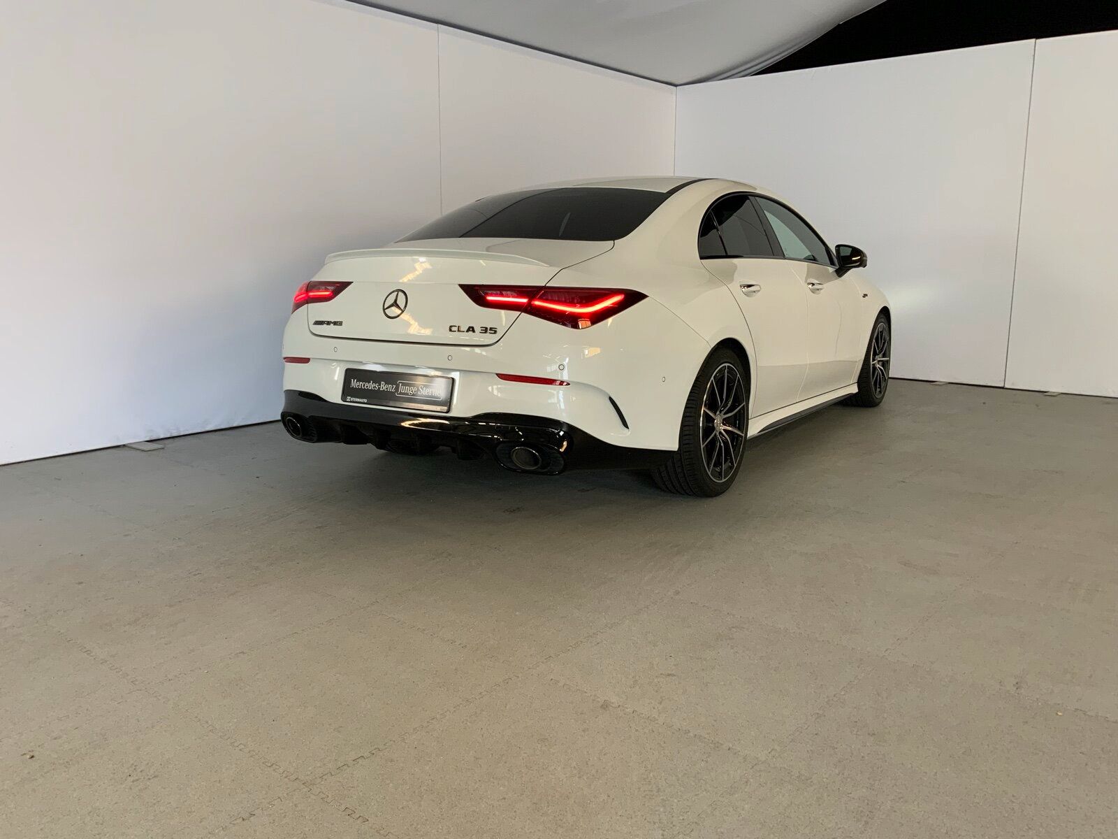 Mercedes-Benz CLA 35 AMG 4M Coupé Pano MultibeamLED Night 360° foto 5
