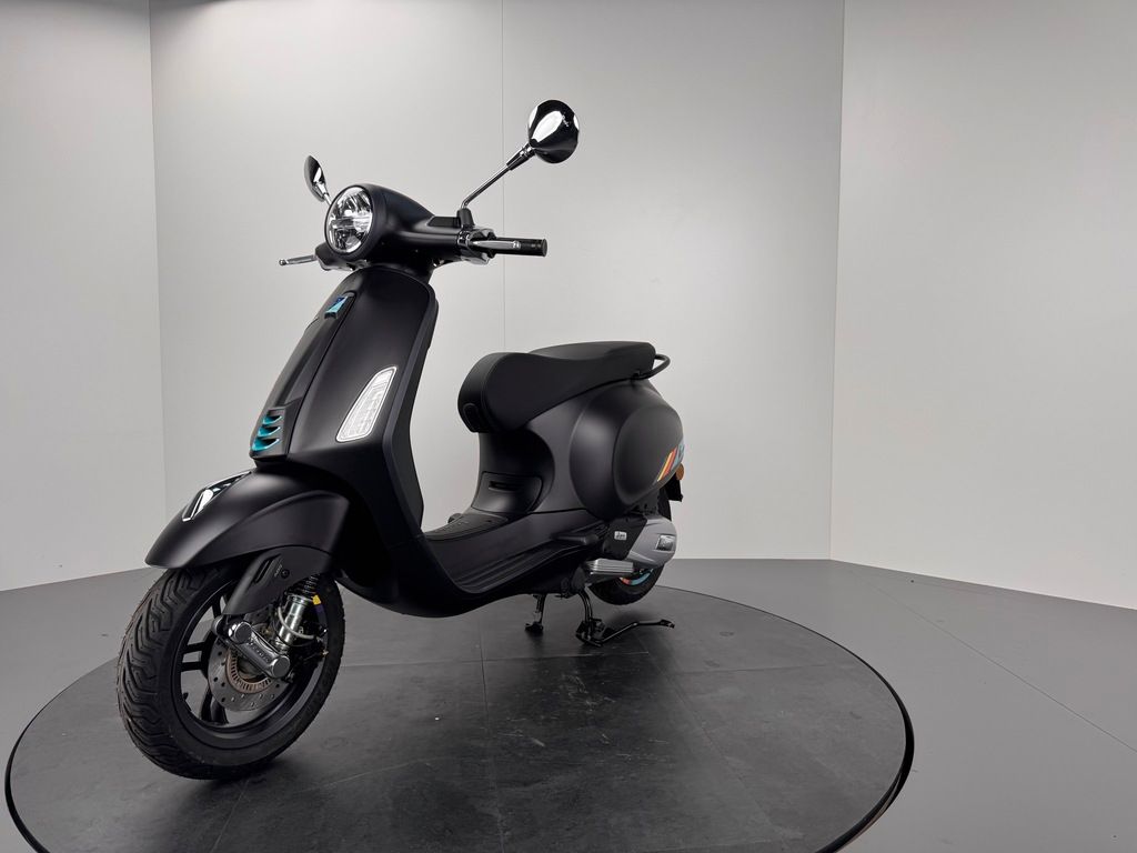Fahrzeugabbildung Vespa PRIMAVERA 125 SPORT E5+ *NEUFAHRZEUG