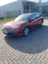 Renault Laguna Grandtour Dynamique dCi 110 eco2 Dyna... - Renault Laguna mit Diesel-Antrieb: Kombi, 2.2