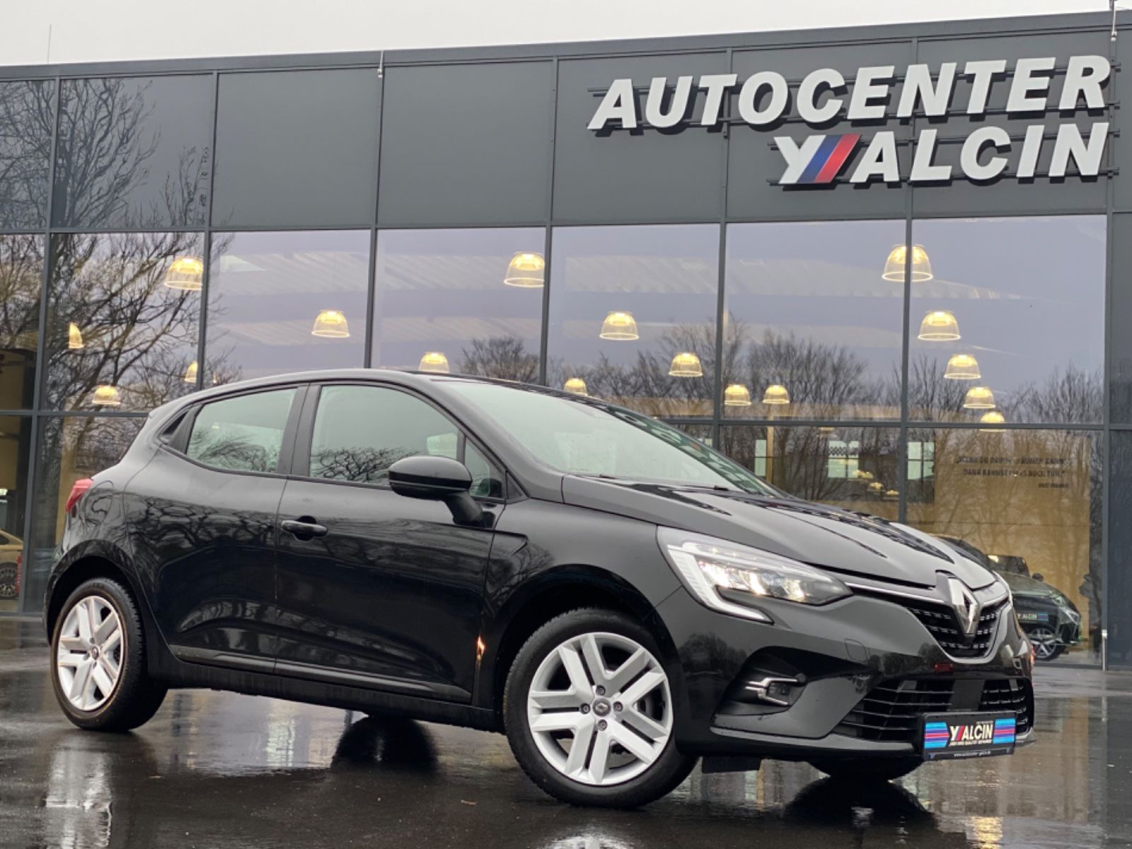 RENAULT Clio - Gebrauchtwagen in Aurich