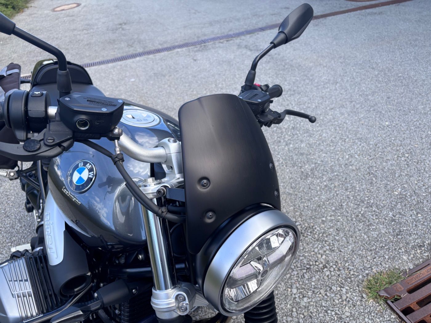Fahrzeugabbildung BMW R nine T Pure, Heckumbau Carbon, Rizoma WS,