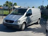 Mercedes-Benz Vito Kasten 111 CDI kompakt-Klima-AHK - Mercedes-Benz Vito aus 2004