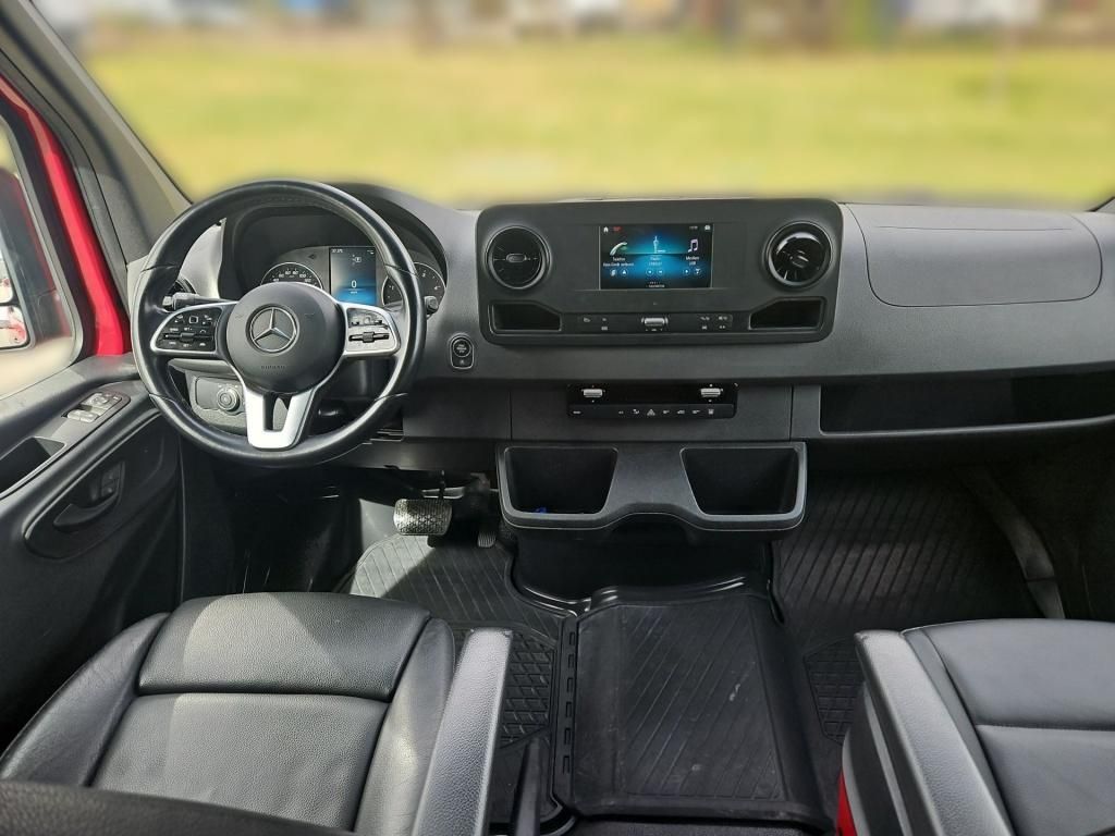 Fahrzeugabbildung Mercedes-Benz Sprinter 315 Tourer L2H1 RWD 8 Sitze LED RFK EDW