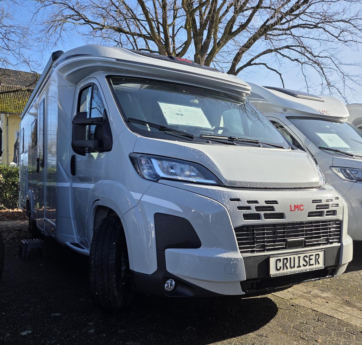 LMC Cruiser 740 EL Modell 2026 auf Lager