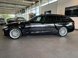 BMW 520d xDrive Touring Luxury Line Innovationsp. - BMW 520 in Duisburg