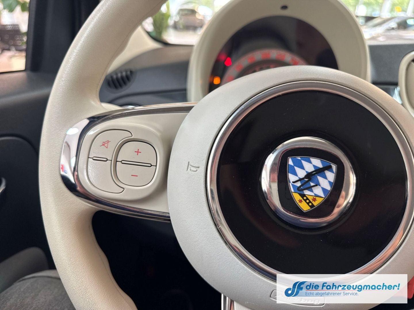 Fahrzeugabbildung Fiat 500 Pop Star Ellenator - Auto fahren ab 16