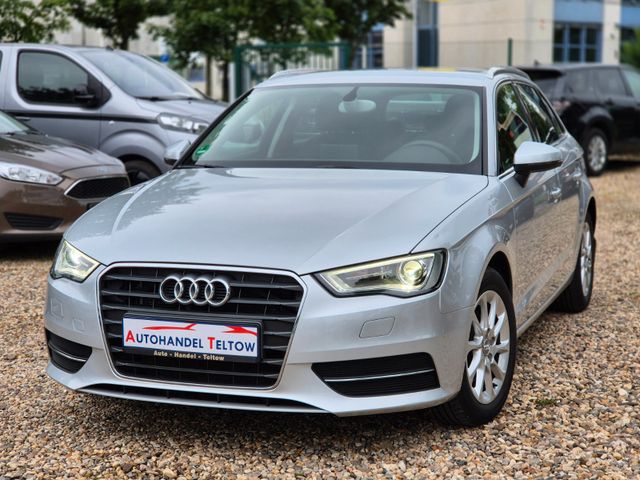 Audi A3 Sportback attraction *Bi-Xenon Tempomat