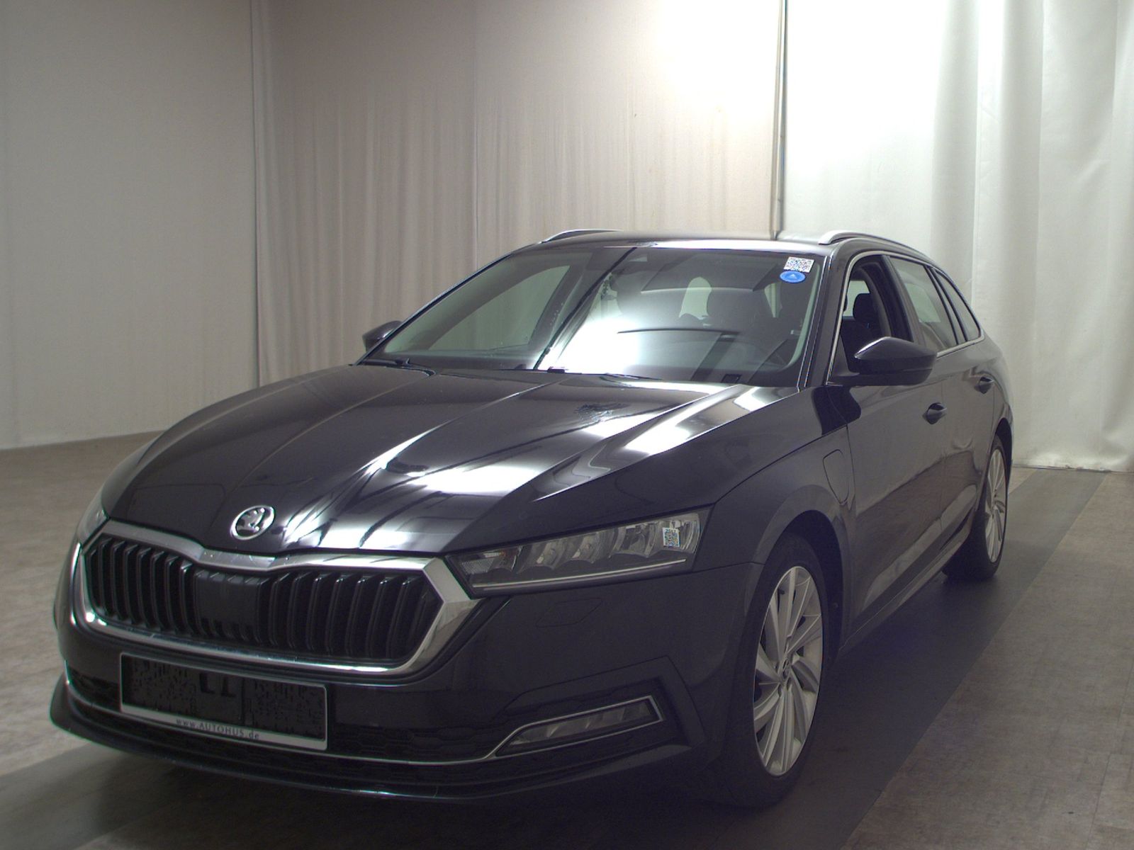 Skoda Octavia Kombi 1.4 TSI iV Navi LED vc RFK Shz imagem 2