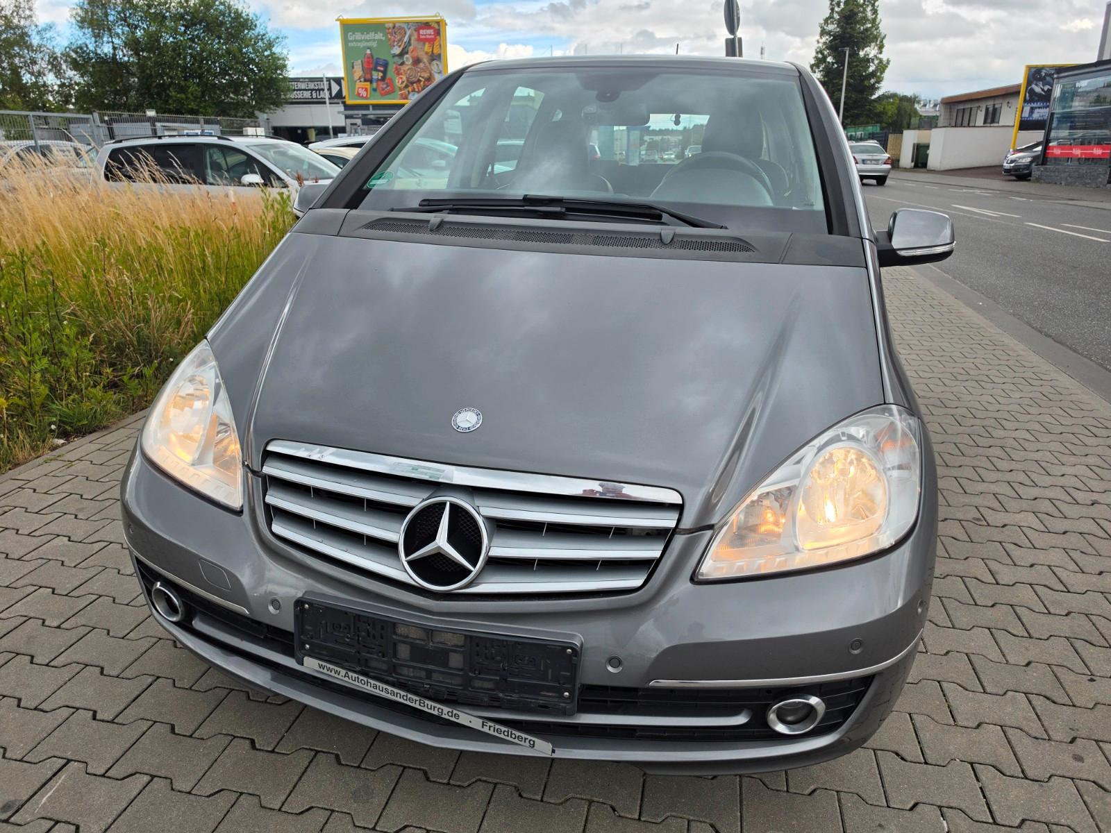 Mercedes-Benz A 180 Automatik,kamera,Navi