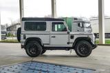 Land Rover Defender 90 "Kahn Design" mit nur 21.000 km 