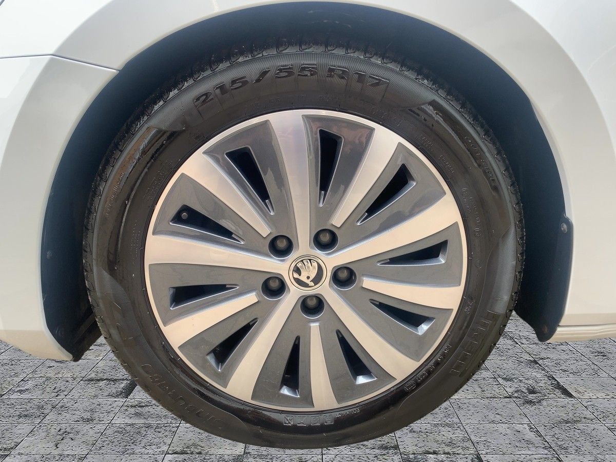 Skoda Superb - Bild 8