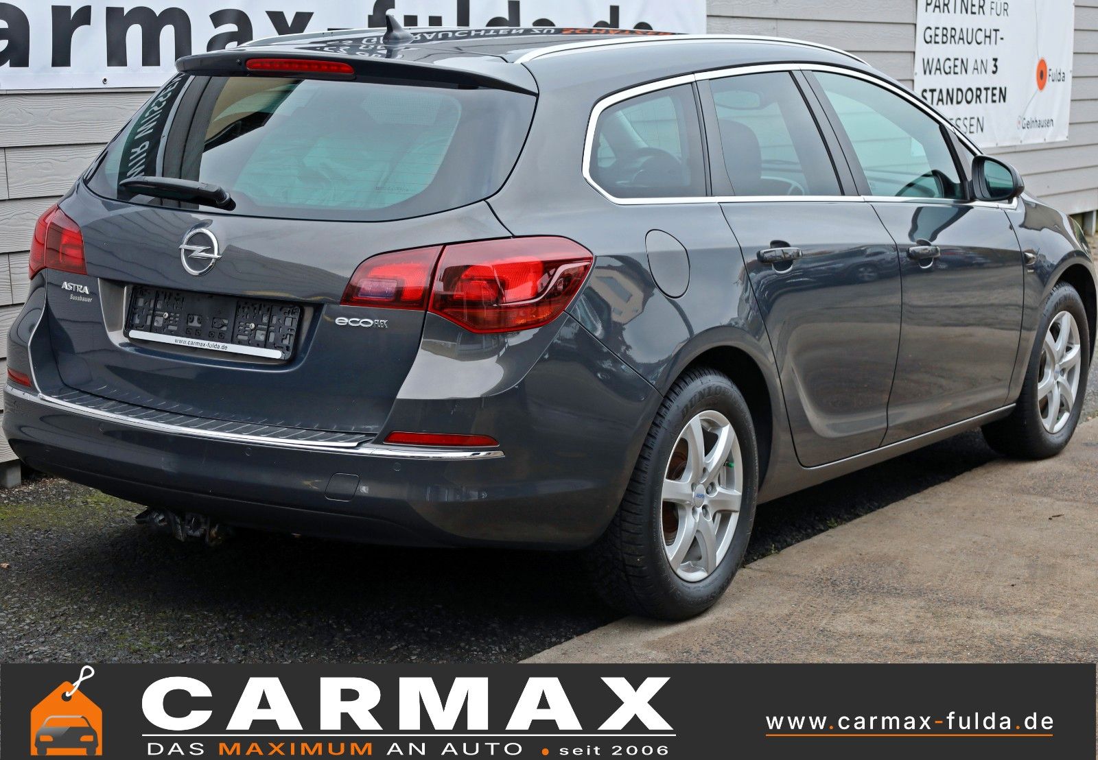 Fahrzeugabbildung Opel Astra J Sports Tourer Exklusiv Navi,SH,PDC,AHK