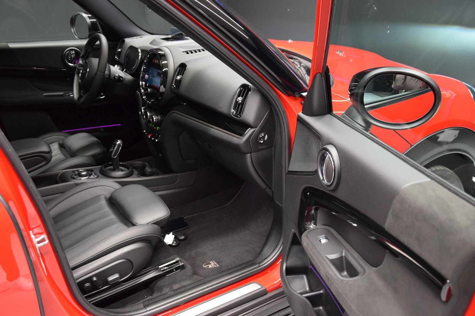 Fahrzeugabbildung MINI Cooper Countryman YOURS Pano HuD Leder AHK Memor