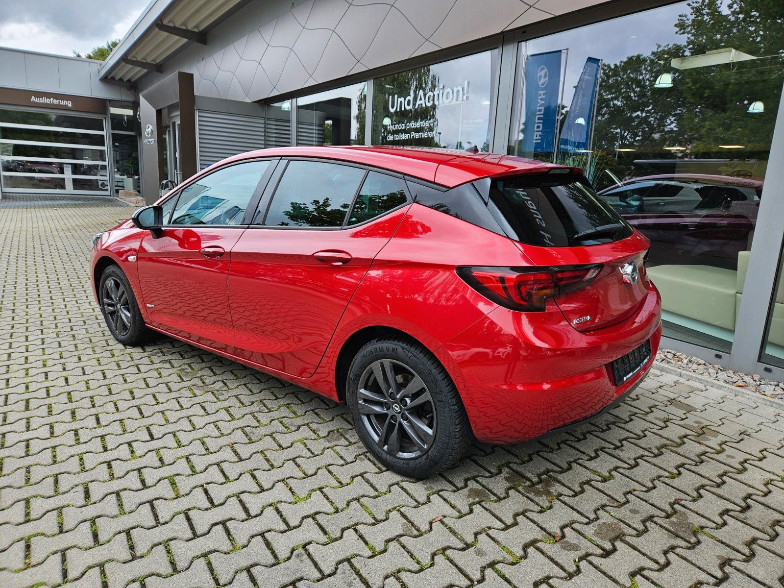 Fahrzeugabbildung Opel Astra K 1.4 Turbo Design&Tech LED Kamera SHZ LHZ