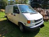 Volkswagen VW T4 Transporter Volkswagen 2,5 Tdi - Volkswagen aus 1995: Transporter