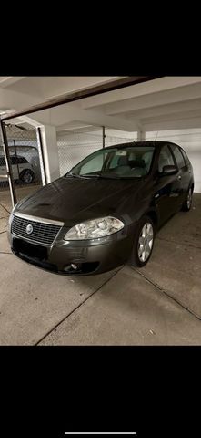 Fiat croma 2.2L