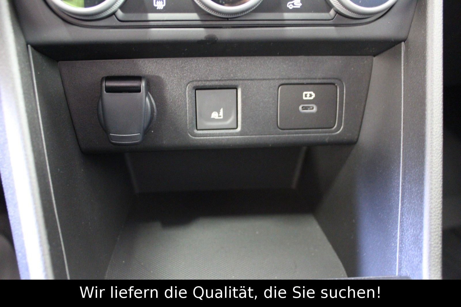 Fahrzeugabbildung Dacia Sandero TCe 90 CVT Stepway Extreme*Sitzhzg*