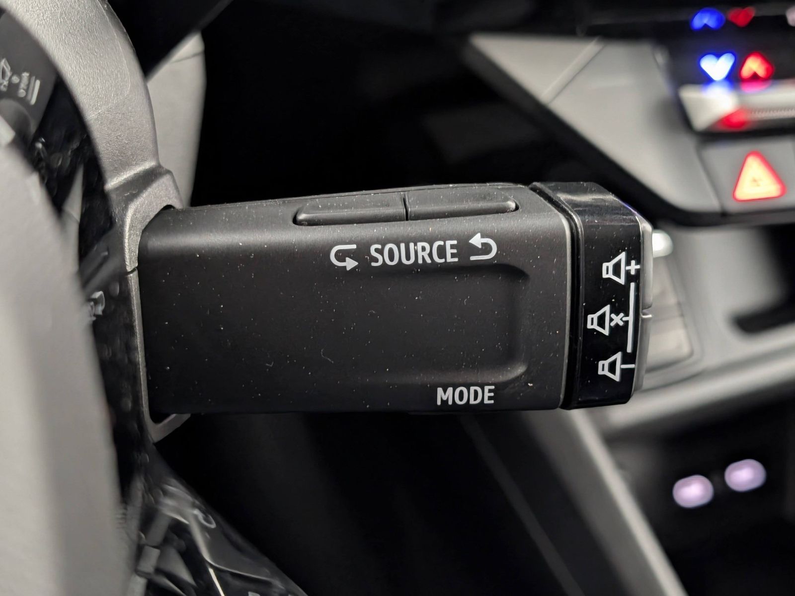 RENAULT R 4  E-Tech Evolution 150 Comfort Range – Bild 33