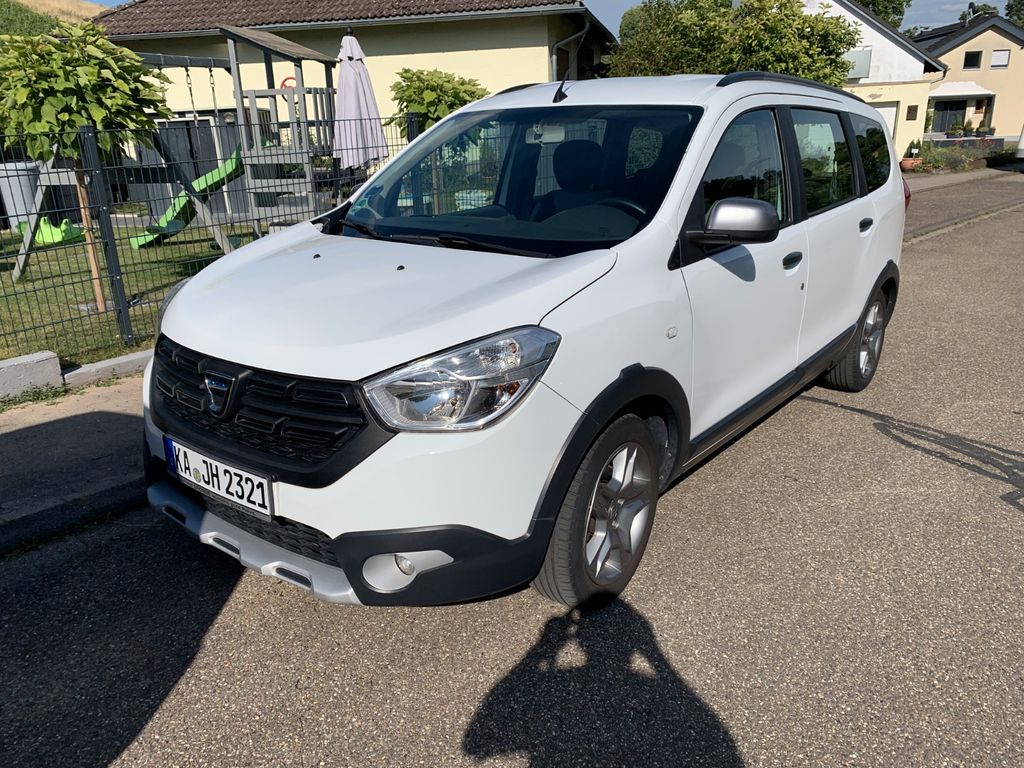 Image of Dacia Lodgy
