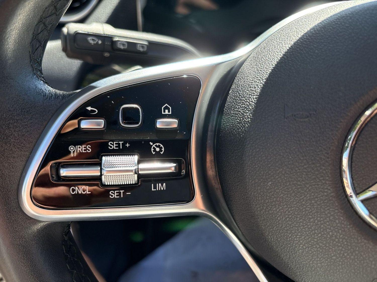 Mercedes-Benz GLA 8Fach PANO AHK ACC, миниатюра 29
