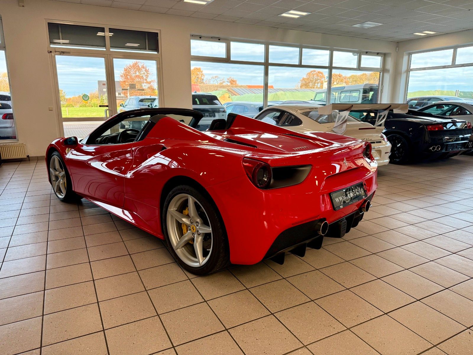 Fahrzeugabbildung Ferrari 488 Spider F1 LIFT / RACINGSEATS / KAMERA