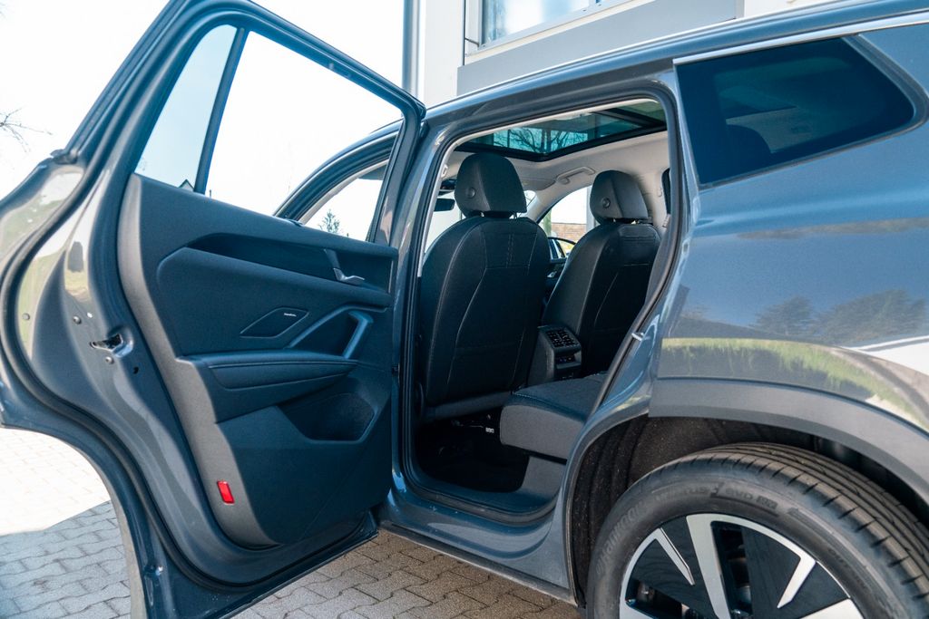 VW Tayron 1.5 eTSI Life/ AHK/ IQ DRIVE/ PANO/ ACC VW Tayron 1.5 eTSI Life/ AHK/ IQ DRIVE/ PANO/ ACC