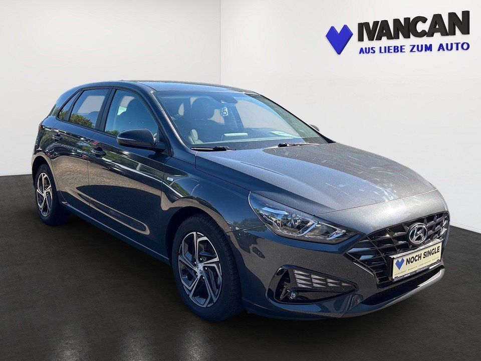 Fahrzeugabbildung Hyundai i30 1.5T 160PS 48V Edition 30