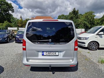 Mercedes V 220 - 7