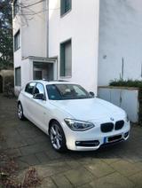 BMW 118d Sport Line, 8-fach bereift - BMW 1 Series aus 2014