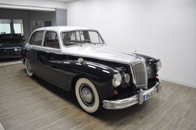 Jaguar Daimler Majestic Major Saloon V8 4,6