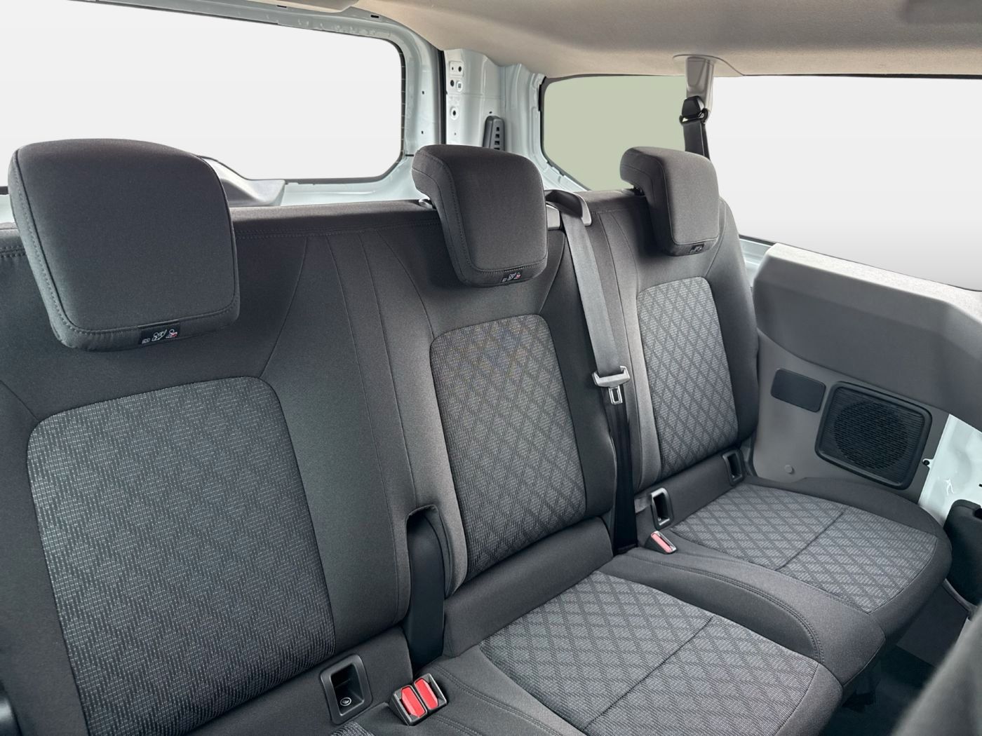 Volkswagen T7 Transporter - Bild 24