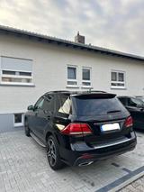 Mercedes-Benz GLE 250d 4MATIC mit AMG PAKET/AMG LINE/NIGHTPKT - Mercedes-Benz GLE 250 aus 2015