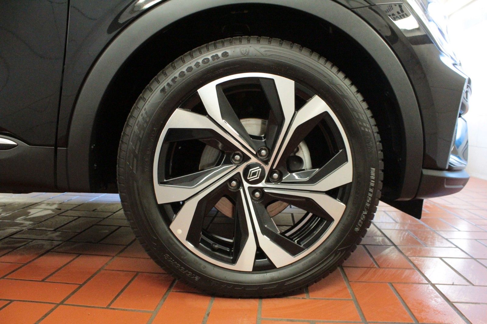 Fahrzeugabbildung Renault Arkana Mild Hybrid 140 EDC Techno*Winterpaket*