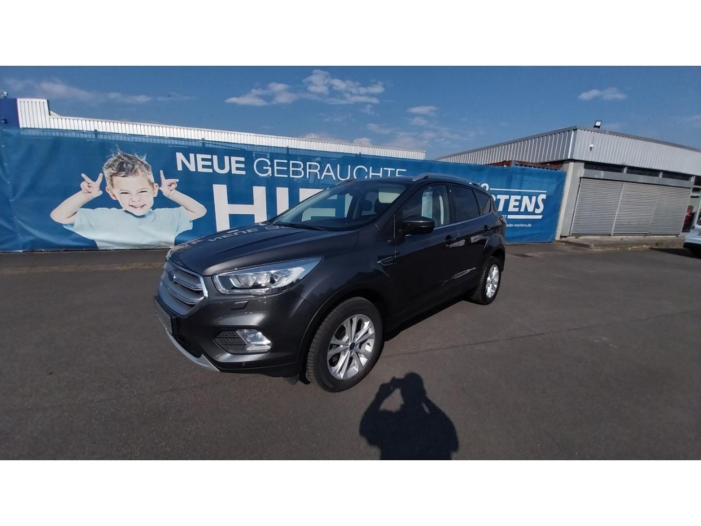 Ford Kuga Titanium 1.5 Panorama Navi Apple CarPlay An