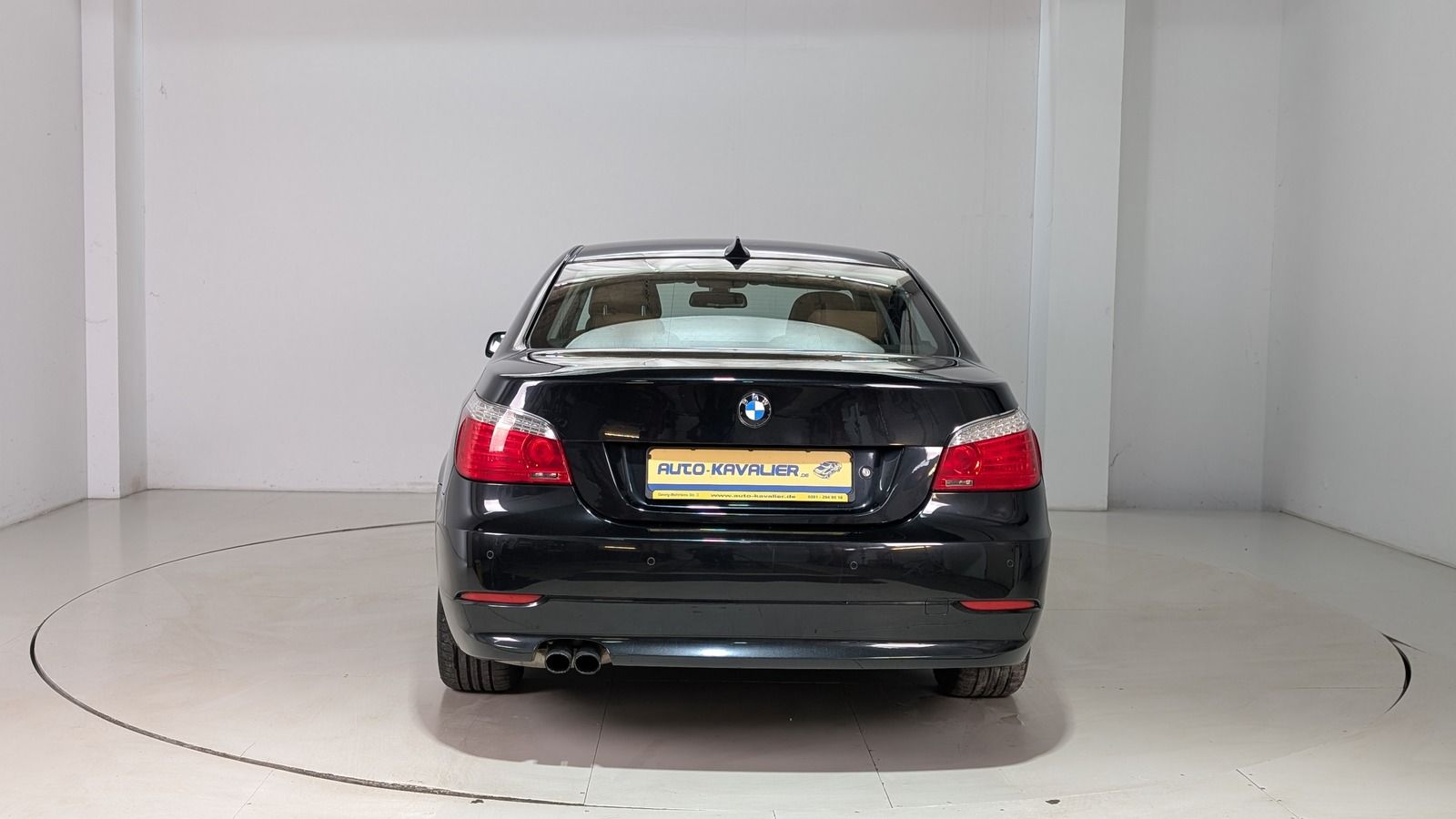 Fahrzeugabbildung BMW 523 i * Xenon * Leder * HUD *