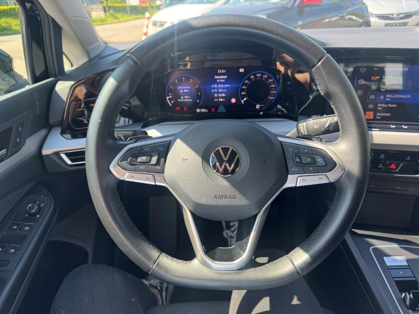 Volkswagen Golf VIII Life eTSI Navi LED Sperrdiff. ACC Appl, миниатюра 13