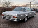 Mercedes-Benz 280 SE 3.5 Coupe - aus dem staubtrockenen Dubai - Mercedes-Benz 280 aus 1970: Se