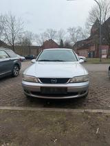 Opel vecktra B - Opel Vectra aus 1999: B