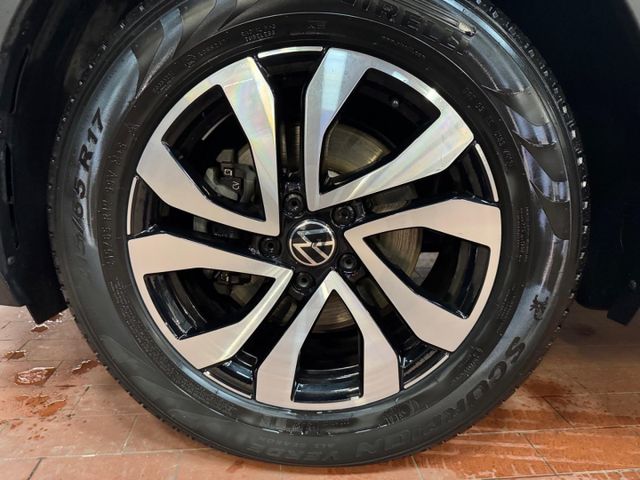 Tiguan Active 1.5 TSI DSG LED Navi Climatronic A
