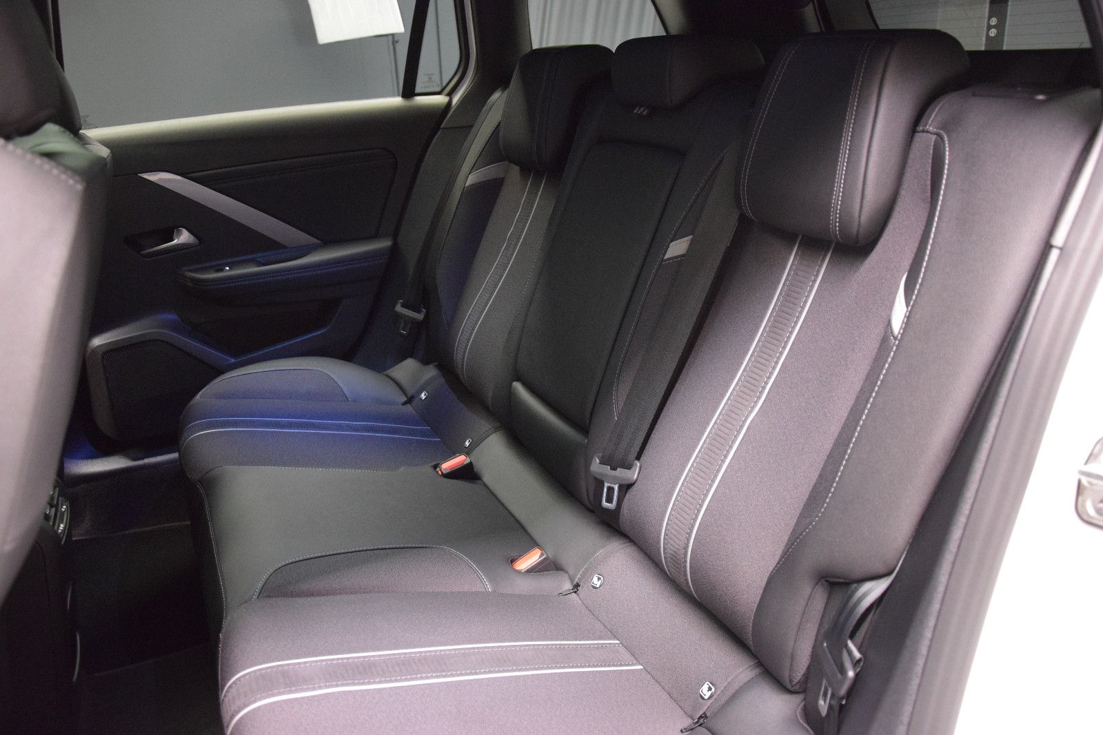 Fahrzeugabbildung Opel Astra L Sports Tourer GS 360° AHK Tempomat Pano