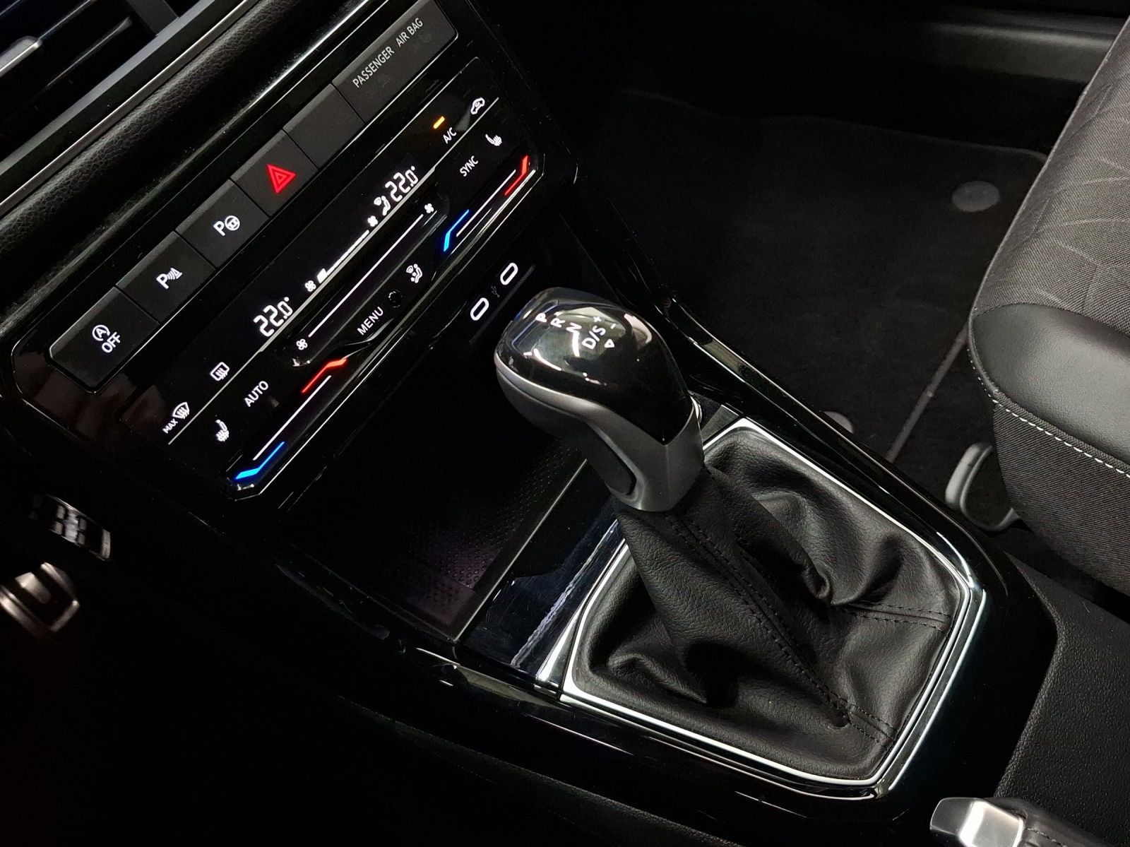 Volkswagen T-Cross - Bild 11