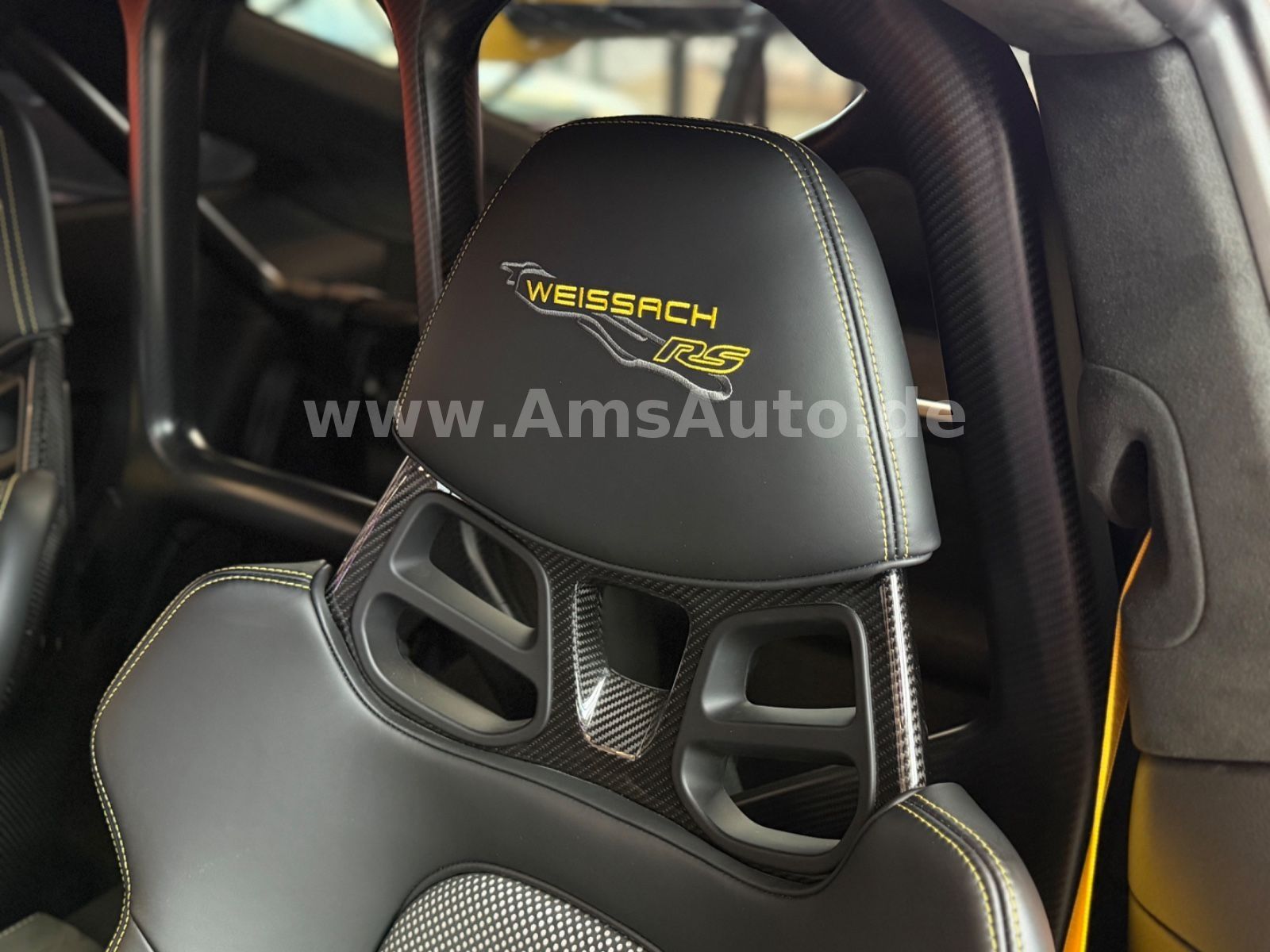 992 GT3 RS Weissach Keramik