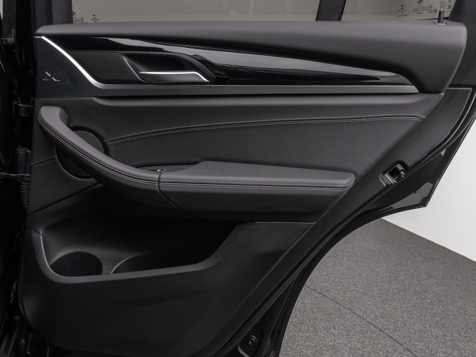 Fahrzeugabbildung BMW X3 xD20d Kamera DAB Leder Parkassis Sport 19Zoll