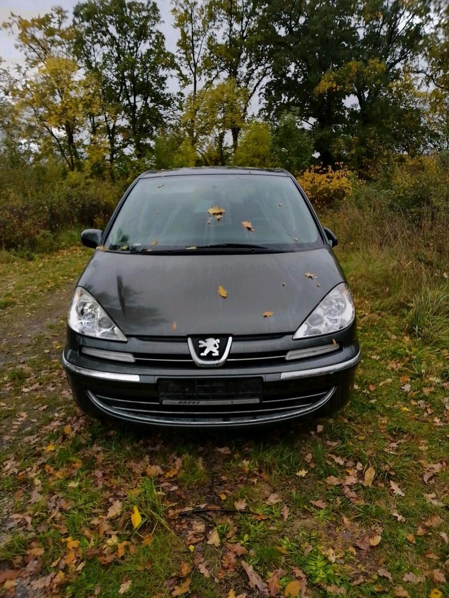 Peugeot 807