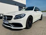 Mercedes-Benz C 63 AMG S Perf.Sitze|Driver Package|PANO|Memory - Mercedes-Benz: AMG Package