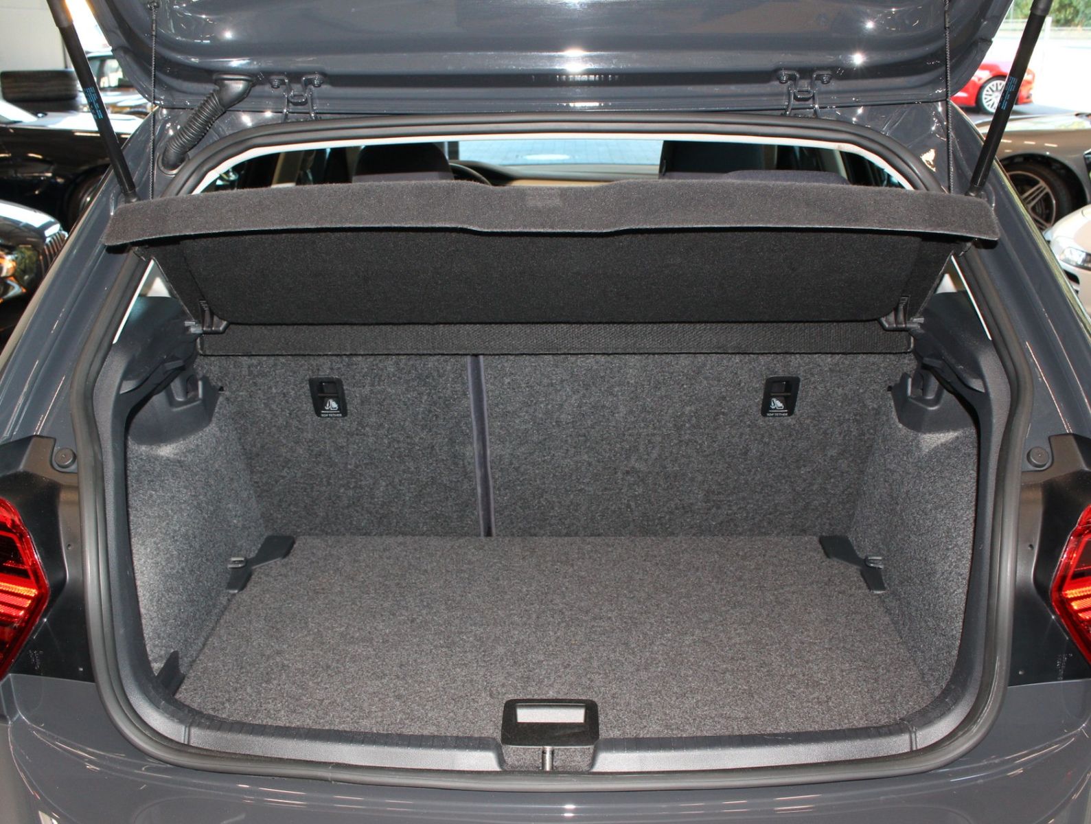 Fahrzeugabbildung Volkswagen Polo VI Highline DSG*1.Hand*MWST*
