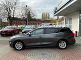 Ford Focus Turnier Titanium X / LED+Navi+Kamera - Ford Focus: Titanium X