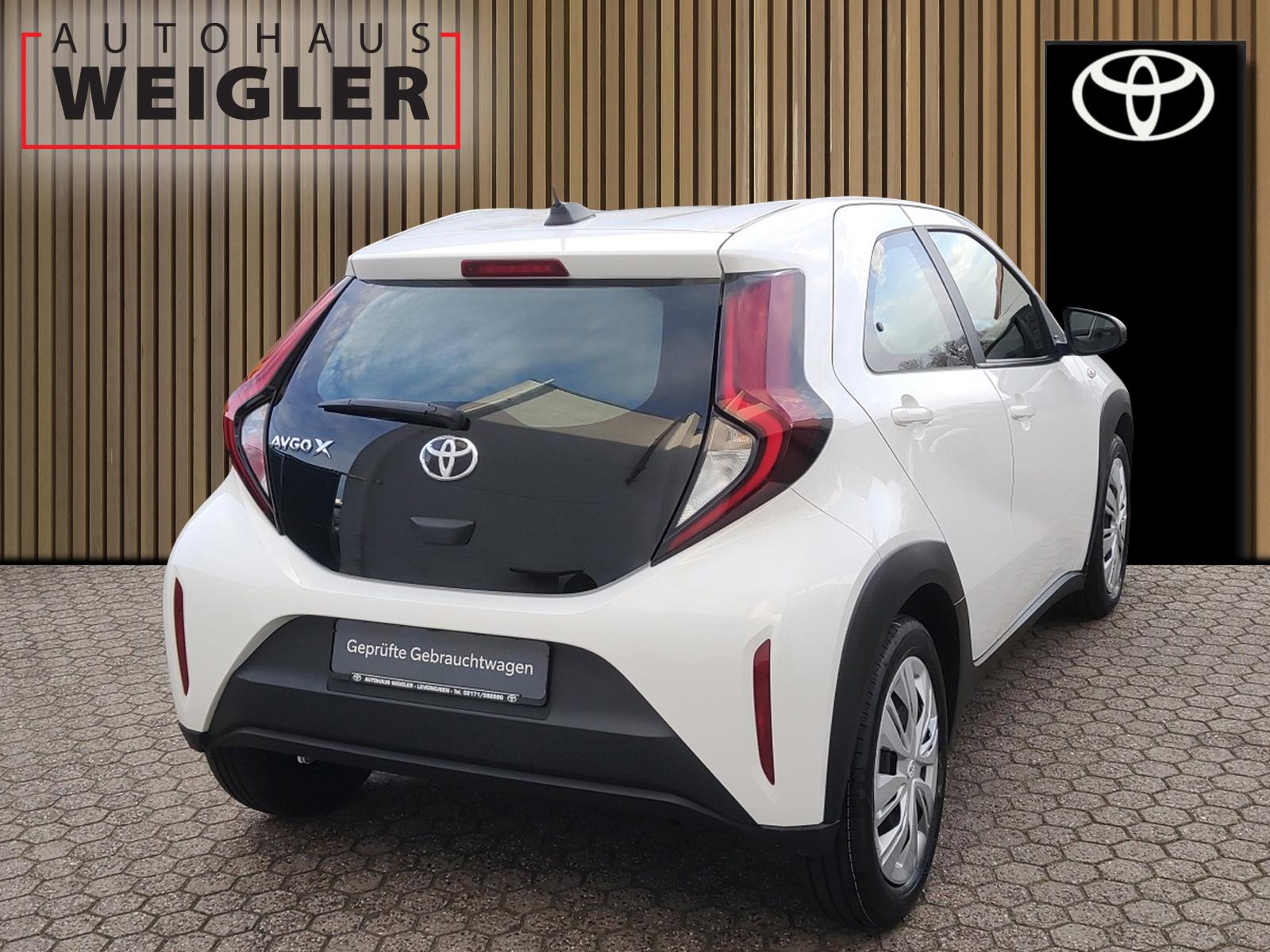 Toyota Aygo X Play Rückfahrkamera